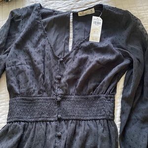 Never worn women’s black dress size M. Holister brand. $8